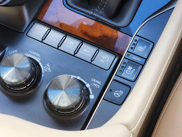 ＬＸ ＬＸ５７０　ＳＤナビ・フルセグ・マークレビンソン・リアシートエンターテインメントシステム・モデリスタエアロ・置型充電・２１インチＡＷ・ムーンルーフ・ＥＴＣ・クールボックス・カラーＨＵＤ・ＢＳＭ・シートヒーター（18枚目）