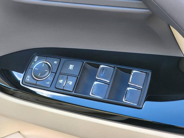 ＬＸ ＬＸ５７０　ＳＤナビ・フルセグ・マークレビンソン・リアシートエンターテインメントシステム・モデリスタエアロ・置型充電・２１インチＡＷ・ムーンルーフ・ＥＴＣ・クールボックス・カラーＨＵＤ・ＢＳＭ・シートヒーター（28枚目）