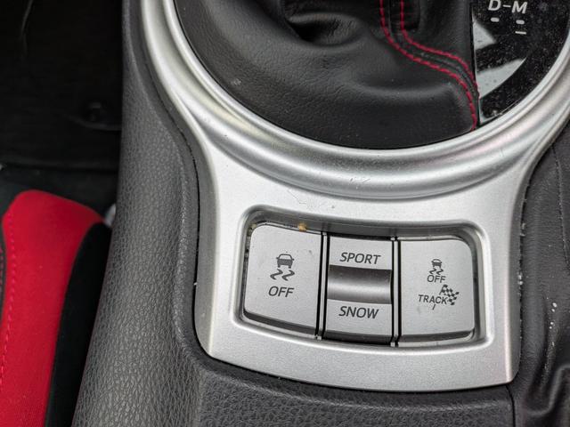 ８６ ＧＴ　ＴＲＤエアロ　マフラー（10枚目）