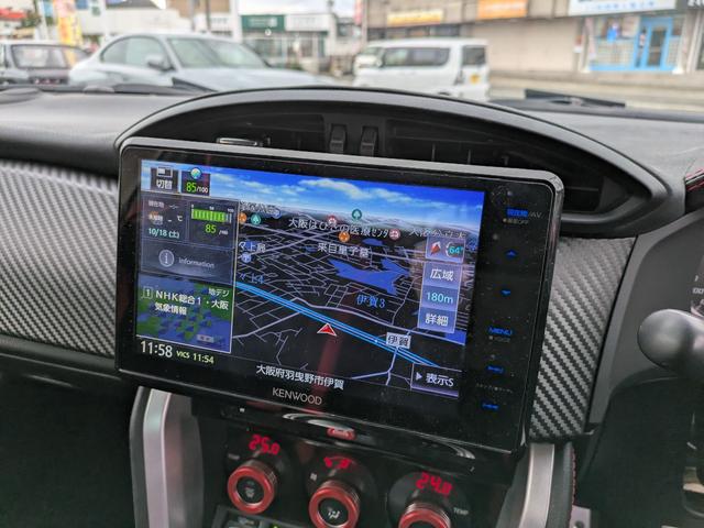 ８６ ＧＴ　ＴＲＤエアロ　マフラー（13枚目）