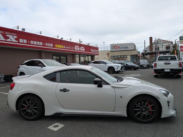 ８６ ＧＴ　ＴＲＤエアロ　マフラー（23枚目）