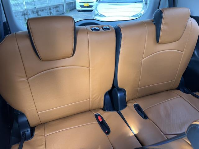 ヴォクシー ＺＳ　煌ＩＩ　パナソニック９インチナビ・アルパイン後席モニター・社外スピーカー・フルセグ・バックカメラ・両側パワースライドドア・シートカバー・ＥＴＣ・ステアリングリモコン・アイドリングストップ（15枚目）