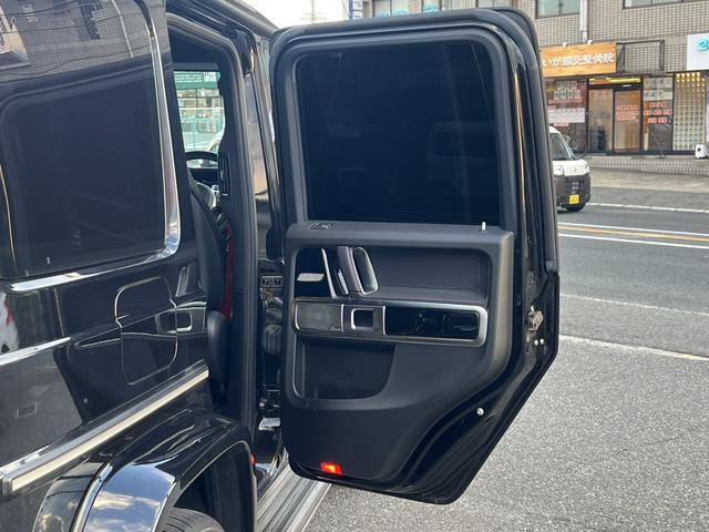 Ｇクラス Ｇ３５０ｄ　ＡＭＧライン　ラグジュアリーパッケージ・ＡＭＧライン・フルセグ・３６０度カメラ・ブルメスター・メモリーシート・シートヒーター・ＢＳＭ・レーダー・ＥＴＣ（24枚目）
