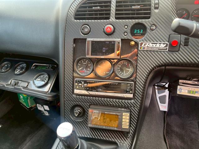 スカイライン ＧＴ－Ｒ　ミッドナイトパープル・ディーラー記録有３８９５２キロ時ニスモメーター交換・現在４６２１１キロ・合算８４２４７キロ（9枚目）