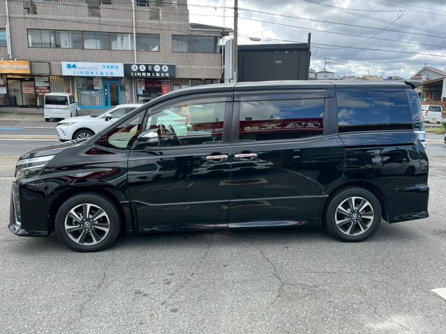 ヴォクシー ZS 煌II(17枚目)