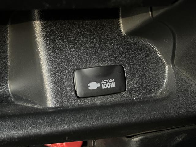 ハイエースバン スーパーGL ダークプライムII アルパインBIGX・360度カメラ・両側パワースライドドア・バッドマンフェイス・ヴァレンティテールランプ・フルセグ・デジタルインナーミラーヒッチメンバー・HDMI・ETC・ステアリングリモコン(33枚目)