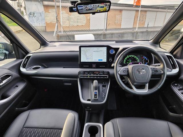 ノア ハイブリッドS-Z ディスプレイオーディオプラス・フルセグ・トヨタチームメイト・快適利便PKG・モデリスタエアロホイール・後席モニター・デジタルインナーミラー・パノラミックビューモニター・BSM・ETC2.0・ドラレコ(3枚目)