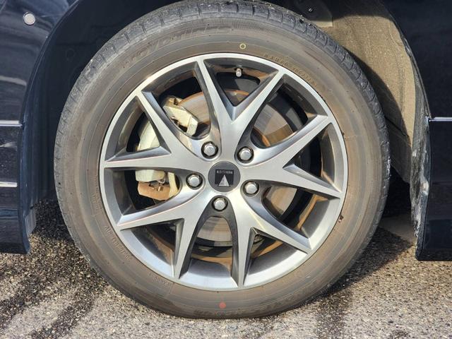 ノア ハイブリッドS-Z ディスプレイオーディオプラス・フルセグ・トヨタチームメイト・快適利便PKG・モデリスタエアロホイール・後席モニター・デジタルインナーミラー・パノラミックビューモニター・BSM・ETC2.0・ドラレコ(4枚目)