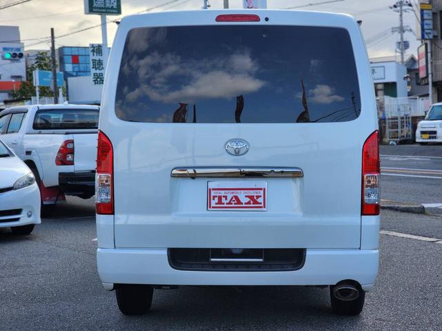 ハイエースバン スーパーGL ダークプライムII ストラーダナビ・フルセグ・Bカメラ・ETC・ドラレコ・CRSサイドライナー・CRSリーガルフェンダー・ユーアイビークル防虫ネット・ヴァレンティウインカーミラー・モデリスタフロントリップ・天井スピーカー(6枚目)