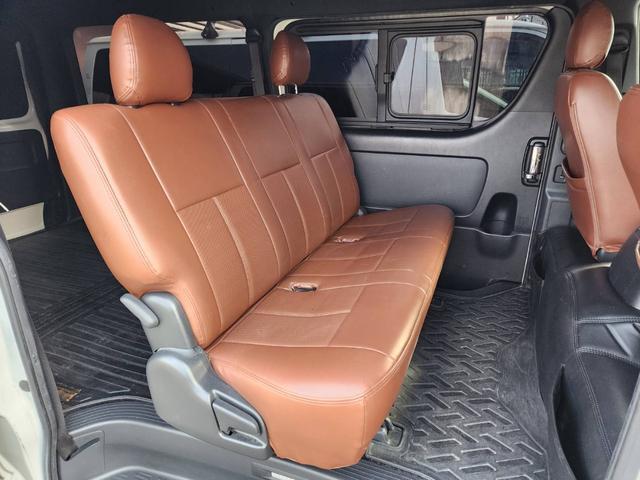 ハイエースバン スーパーGL ダークプライムII ストラーダナビ・フルセグ・Bカメラ・ETC・ドラレコ・CRSサイドライナー・CRSリーガルフェンダー・ユーアイビークル防虫ネット・ヴァレンティウインカーミラー・モデリスタフロントリップ・天井スピーカー(21枚目)