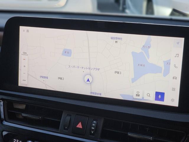 ＥＳ ＥＳ３００ｈ　バージョンＬ　純正ナビ・フルセグ・デジタルインナーミラー・ＥＴＣ・シートヒーター・ベンチレーション・ステアリングヒーター・パワーバックドア・ＢＳＭ・パノラミックビューモニター・リアスポイラー（13枚目）