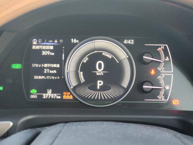 ＥＳ ＥＳ３００ｈ　バージョンＬ　純正ナビ・フルセグ・デジタルインナーミラー・ＥＴＣ・シートヒーター・ベンチレーション・ステアリングヒーター・パワーバックドア・ＢＳＭ・パノラミックビューモニター・リアスポイラー（38枚目）