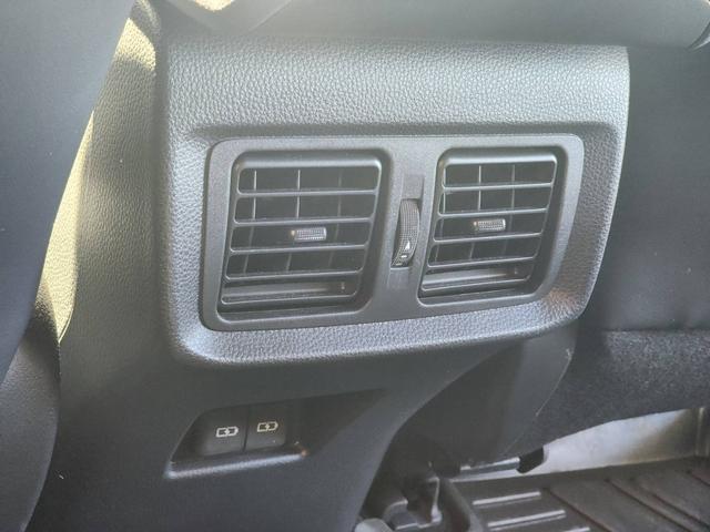 ハリアー Z 純正ディスプレイオーディオ・フルセグ・JBLプレミアムサウンド・ETC2.0・ステリモ・クルコン・デジタルインナーミラー・BSM・HUD・パワーシート・パワーバックドア・置だけ充電(32枚目)