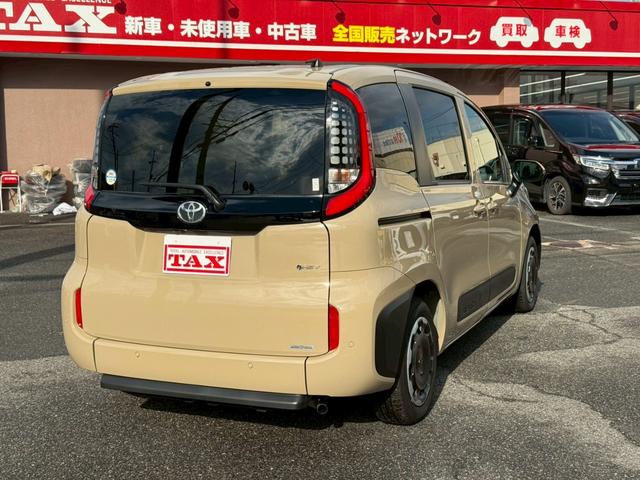 シエンタ ハイブリッドＺ　ハイブリッドＺ車いす使用スロープタイプ１助手席セカンドシート付　フルセグＴＶ　ナビ　バックカメラ　全方位モニタ　両側電動スライドドア　クルコン　ＥＴＣ２．０　ブラインドスポットモニター　シートヒーター（2枚目）