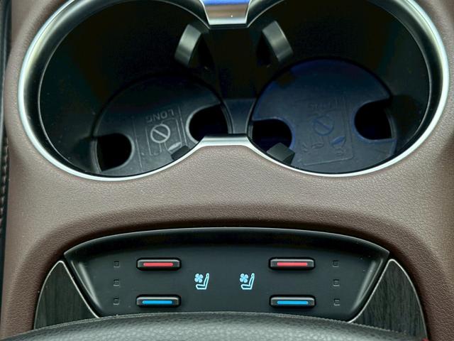 ハリアーハイブリッド Ｚ　レザーパッケージ　モデリスタエアロ　全方位モニター　デジタルインナーミラー　ＪＢＬサウンド　シートヒーター　シートベンチレーション　クルーズコントロール　ＥＴＣ２．０　パワーシート　純正ナビ　フルセグＴＶ　バックカメラ（14枚目）