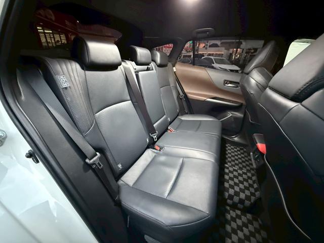 ハリアーハイブリッド Ｚ　レザーパッケージ　モデリスタエアロ　全方位モニター　デジタルインナーミラー　ＪＢＬサウンド　シートヒーター　シートベンチレーション　クルーズコントロール　ＥＴＣ２．０　パワーシート　純正ナビ　フルセグＴＶ　バックカメラ（27枚目）