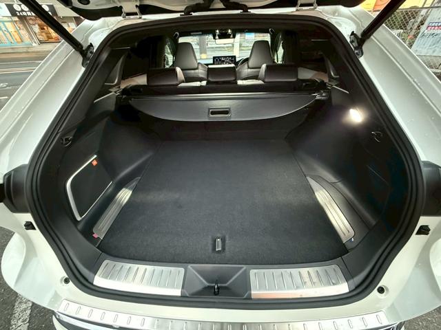 ハリアーハイブリッド Ｚ　レザーパッケージ　モデリスタエアロ　全方位モニター　デジタルインナーミラー　ＪＢＬサウンド　シートヒーター　シートベンチレーション　クルーズコントロール　ＥＴＣ２．０　パワーシート　純正ナビ　フルセグＴＶ　バックカメラ（31枚目）