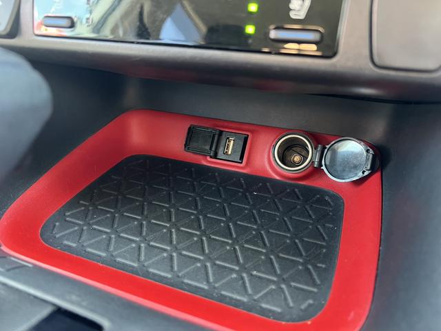 ＲＡＶ４ アドベンチャー　オフロードパッケージ　ＴＲＤ（Ｆ・Ｒ）・バックカメラ・ブラインドスポットモニタ・デジタルインナーミラー・純正ディスプレイオーディオ・ハンドルヒーター・シートベンチレーション・ステアリングリモコン・１００Ｖコンセント・ＥＴＣ（14枚目）