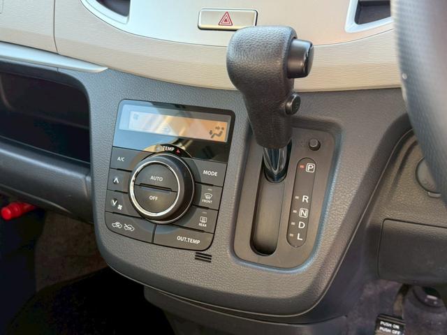 ワゴンＲ ＦＺ　ＦＺ（４名）　ＥＴＣ　シートヒーター　ケンウッドナビ　ＴＶ　プッシュスタート（7枚目）