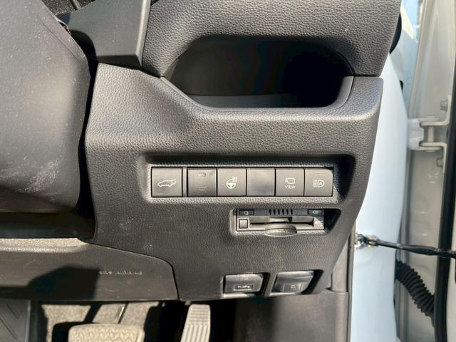 RAV4 アドベンチャー オフロードパッケージ 純正8インチナビ・360度カメラ・デジタルインナーミラー・ハンドルヒーター・パワーバックドア・ルーフレール・BSM・ETC・運転席パワーシート・シートヒーター・シートベンチレーション(22枚目)