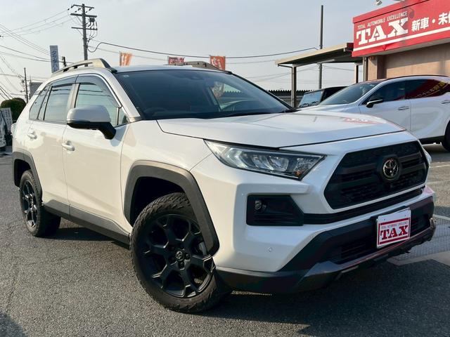 RAV4 アドベンチャー オフロードパッケージ 純正8インチナビ・360度カメラ・デジタルインナーミラー・ハンドルヒーター・パワーバックドア・ルーフレール・BSM・ETC・運転席パワーシート・シートヒーター・シートベンチレーション(32枚目)
