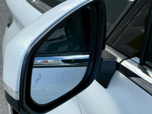 アルファード Ｚ　ツインムーンルーフ　カラーヘッドアップディスプレイ　ブラインドスポットモニター　スペアタイヤ　デジタルインナーミラー　純正ナビ　ＴＶ　バックカメラ　パノラミックビューモニター　ＨＤＭＩ　前後ドラレコ（19枚目）