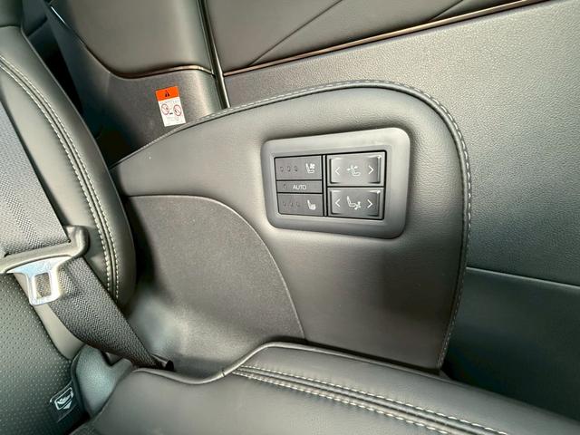 アルファード Ｚ　ツインムーンルーフ　カラーヘッドアップディスプレイ　ブラインドスポットモニター　スペアタイヤ　デジタルインナーミラー　純正ナビ　ＴＶ　バックカメラ　パノラミックビューモニター　ＨＤＭＩ　前後ドラレコ（22枚目）