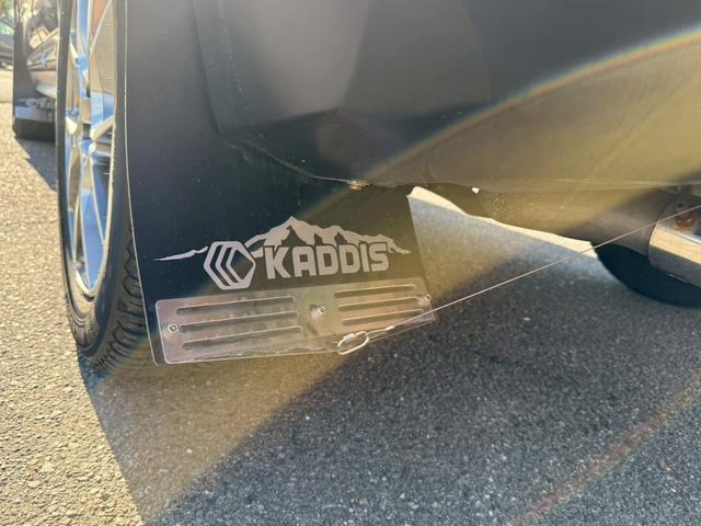 エクストレイル ２０Ｘｉ　ハイブリッド　純正９インチナビ　フルセグＴＶ　バックカメラ　アラウンドビューモニター　プロパイロット　パワーバックドア　ＥＴＣ　前後ドラレコ　シートヒーター　ＲＡＹＳ１８インチアルミホイール　　カディスマッドガード（22枚目）