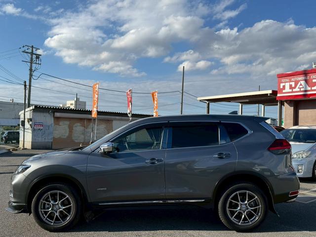 エクストレイル ２０Ｘｉ　ハイブリッド　純正９インチナビ　フルセグＴＶ　バックカメラ　アラウンドビューモニター　プロパイロット　パワーバックドア　ＥＴＣ　前後ドラレコ　シートヒーター　ＲＡＹＳ１８インチアルミホイール　　カディスマッドガード（23枚目）