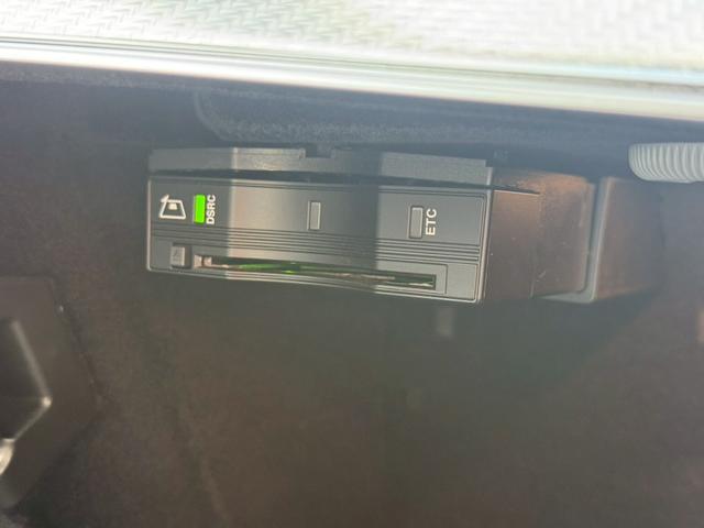 Ｅクラスオールテレイン Ｅ２２０ｄ　４マチック　オールテレイン　エクスクルーシブパッケージ（パノラミックスライディングルーフ　ヘッドアップディスプレイ　シートベンチレーション）　ブルメスターサラウンド　レザーシート　ブラインドスポットモニター　３６０°カメラ（18枚目）