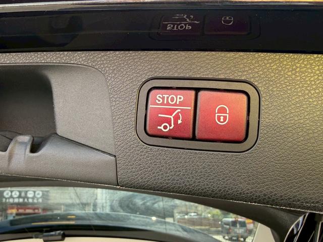 Ｅクラスオールテレイン Ｅ２２０ｄ　４マチック　オールテレイン　エクスクルーシブパッケージ（パノラミックスライディングルーフ　ヘッドアップディスプレイ　シートベンチレーション）　ブルメスターサラウンド　レザーシート　ブラインドスポットモニター　３６０°カメラ（23枚目）