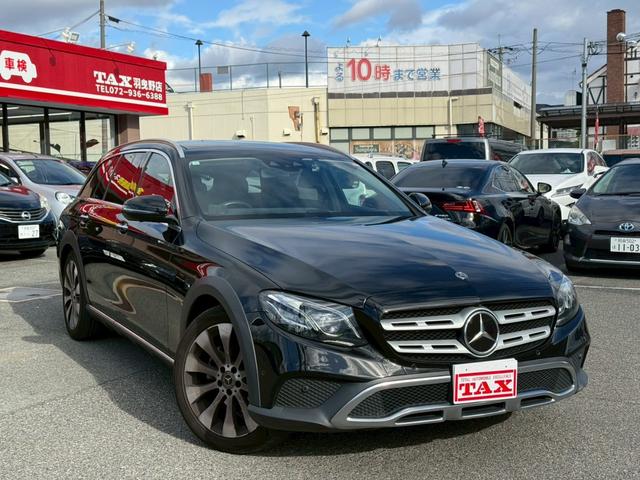 Ｅクラスオールテレイン Ｅ２２０ｄ　４マチック　オールテレイン　エクスクルーシブパッケージ（パノラミックスライディングルーフ　ヘッドアップディスプレイ　シートベンチレーション）　ブルメスターサラウンド　レザーシート　ブラインドスポットモニター　３６０°カメラ（26枚目）