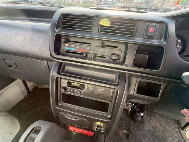 ハイゼットトラック ダンプ　純正オーディオ（5枚目）