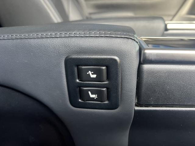 アルファード ２．５Ｓ　Ｃパッケージ　ワンオーナー・モデリスタエアロ・ＪＢＬナビ・フルセグ・３６０度カメラ・デジタルインナーミラー・サンルーフ・後席モニター・両側パワースライドドア・トヨタチームメイト・ＢＳＭ・シートヒーター（30枚目）