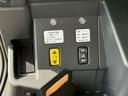 ハイブリッドＺ　ハイブリッドＺ車いす使用スロープタイプ１助手席セカンドシート付　フルセグＴＶ　ナビ　バックカメラ　全方位モニタ　両側電動スライドドア　クルコン　ＥＴＣ２．０　ブラインドスポットモニター　シートヒーター（22枚目）