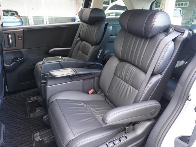 オデッセイハイブリッド e:HEVアブソルート・EX 弊社元デモカー 11インチナビ(純正用品LXM247VFLi) 全周囲カメラ ドラレコ ETC 両側電動スライドドア シートヒーター Bluetooth LEDヘッドライト パドルシフト オットマン(9枚目)