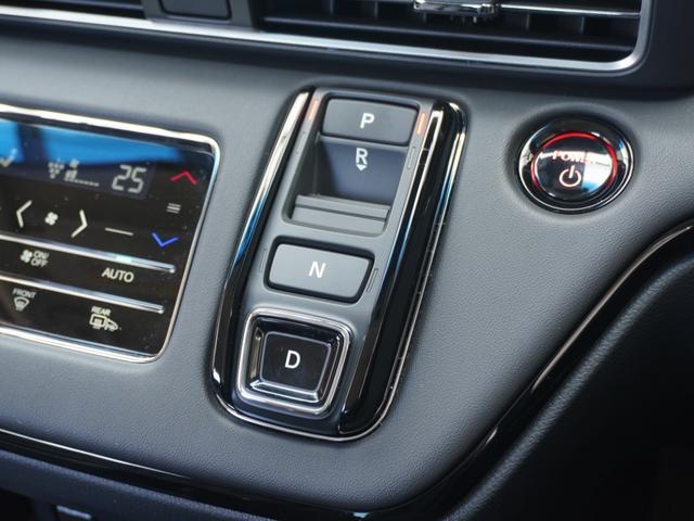 オデッセイハイブリッド e:HEVアブソルート・EX 弊社元デモカー 11インチナビ(純正用品LXM247VFLi) 全周囲カメラ ドラレコ ETC 両側電動スライドドア シートヒーター Bluetooth LEDヘッドライト パドルシフト オットマン(52枚目)