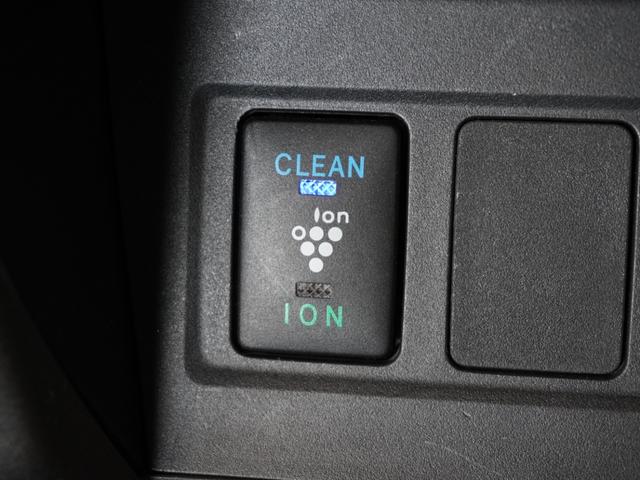 ヴァンガード 240SSパッケージ ワンオーナー車 社外ナビ(アルパインVIE-X077) ETC クルーズコントロール スマートキー 純正アルミホイール パドルシフト オートエアコン フルセグTV 電動格納ドアミラー(45枚目)