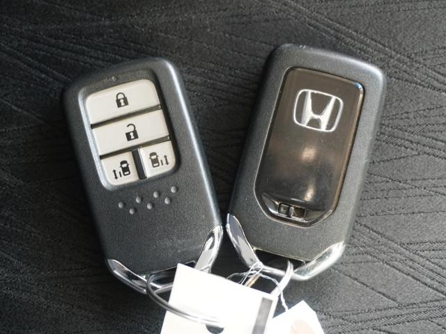 オデッセイ アブソルート・ＥＸ　ワンオーナー車　メーカー装着ナビ　バックカメラ　ＥＴＣ　リヤ席モニター　両側電動スライドドア　Ｂｌｕｅｔｏｏｔｈ　ＬＥＤオートライト　純正アルミホイール　パドルシフト　ブラインドスポットモニター（36枚目）