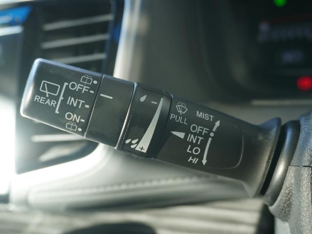 オデッセイ アブソルート・ＥＸ　ワンオーナー車　メーカー装着ナビ　バックカメラ　ＥＴＣ　リヤ席モニター　両側電動スライドドア　Ｂｌｕｅｔｏｏｔｈ　ＬＥＤオートライト　純正アルミホイール　パドルシフト　ブラインドスポットモニター（55枚目）