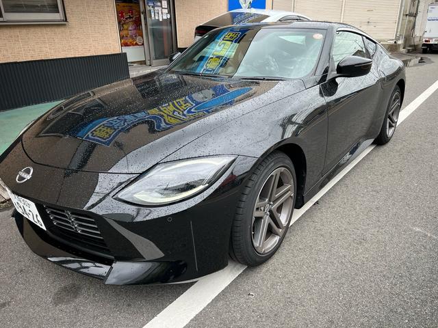 フェアレディZ ベースグレード 6速MT フルセグナビ バックカメラ Bluetooth接続 レーダークルーズコントロール キーレス プッシュスタート マット(2枚目)