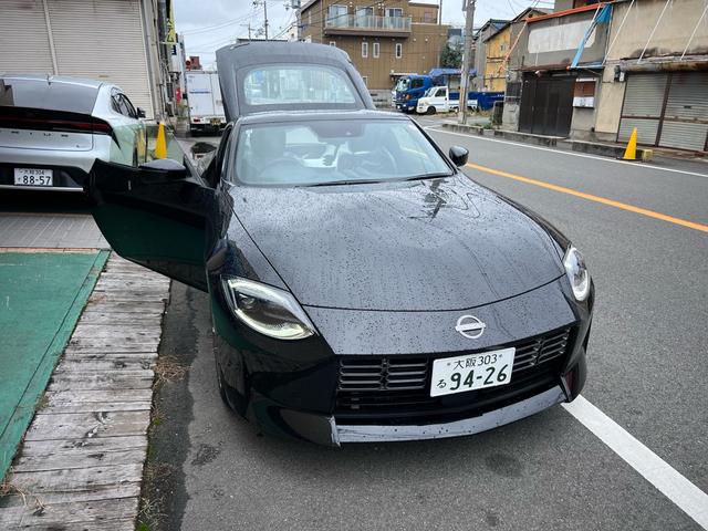 フェアレディZ ベースグレード 6速MT フルセグナビ バックカメラ Bluetooth接続 レーダークルーズコントロール キーレス プッシュスタート マット(5枚目)