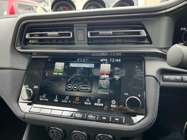 フェアレディZ ベースグレード 6速MT フルセグナビ バックカメラ Bluetooth接続 レーダークルーズコントロール キーレス プッシュスタート マット(11枚目)