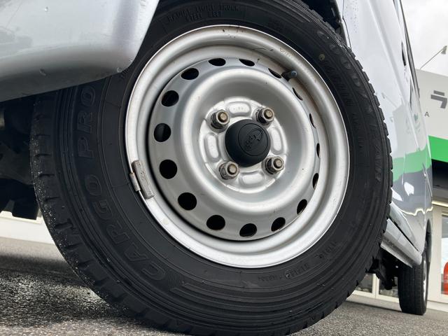 サンバーバン トランスポーター　ブラックインテリアセレクション　車検令和９年５月／純正カーオーディオ／ＥＴＣ／パワーウィンドウ／キーレスキー（28枚目）