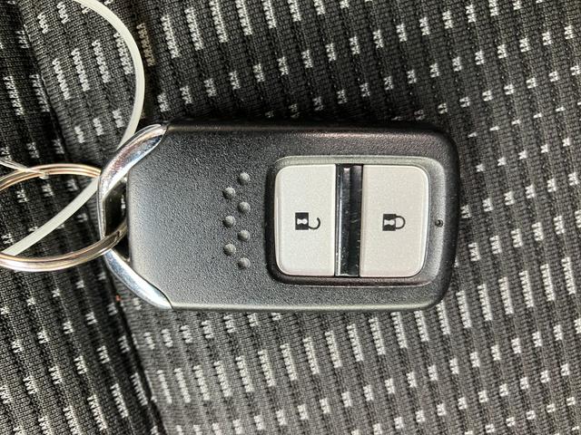 ヴェゼル ハイブリッドZ・ホンダセンシング 純正フルセグナビ/バックカメラ/Bluetooth接続/シートヒーター/ETC/ホンダセンシング/純正17インチAW/LEDヘッドライト/スマートキー(14枚目)