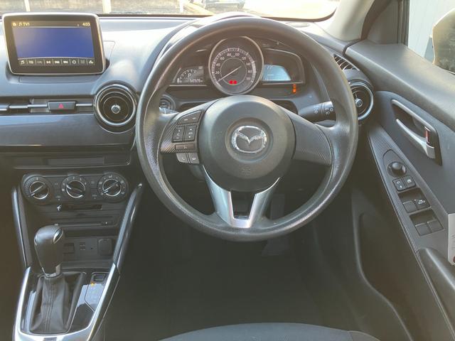 デミオ 13S 純正フルセグナビ/LEDヘッドライト/スマートキー(11枚目)