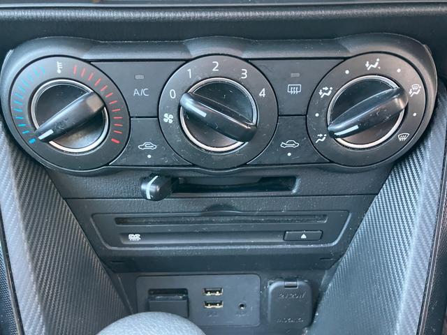 デミオ 13S 純正フルセグナビ/LEDヘッドライト/スマートキー(17枚目)