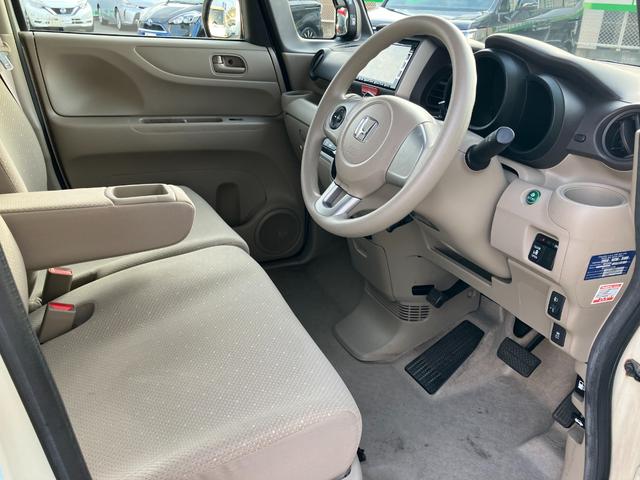 N-BOX G・Lパッケージ 純正ナビ/バックカメラ/ETC/前後ドライブレコーダー/フリップダウンモニター/片側電動スライドドア/純正アルミホイル(16枚目)