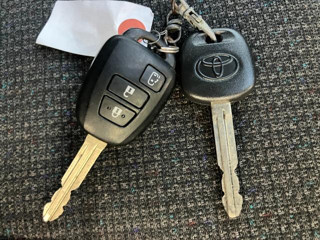 シエンタ ファンベースX 社外ナビ/バックカメラ/Bluetooth接続/ETC/片側電動スライドドア/キーレスキー/ドライブレコーダー(3枚目)