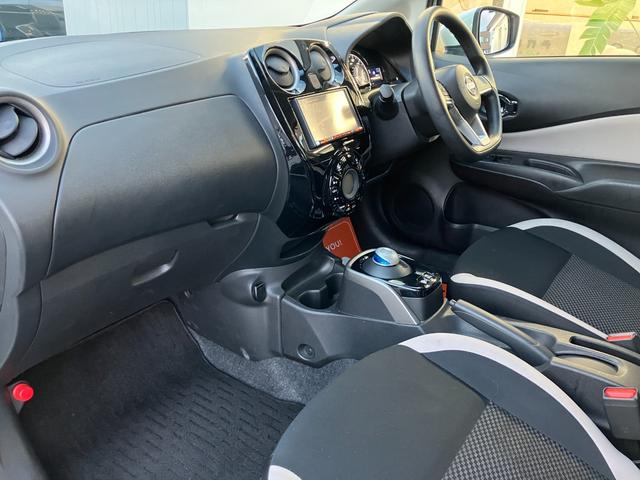 ノート e-パワー X Vセレクション 社外ナビ/全方位カメラ/ETC/LEDヘッドライト/デジタルインナーミラー/Bluetooth接続/純正アルミホイル/クリアランスソナー/衝突軽減システム(9枚目)